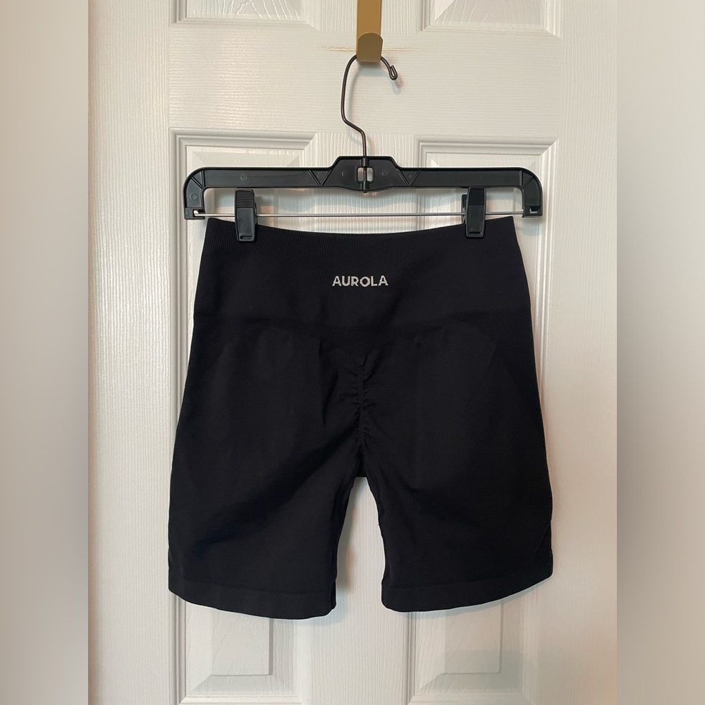 AUROLA Scrunch Power Shorts - Seamless and. non see through - Picture 3 of 4